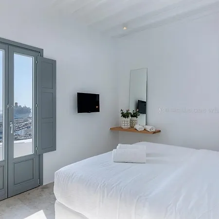 Brand New Tourlos Next To Town 5 Bedroom فيلة *