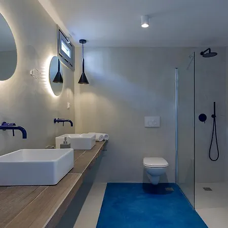 Brand New Tourlos Next To Town 5 Bedroom Mykonos Town